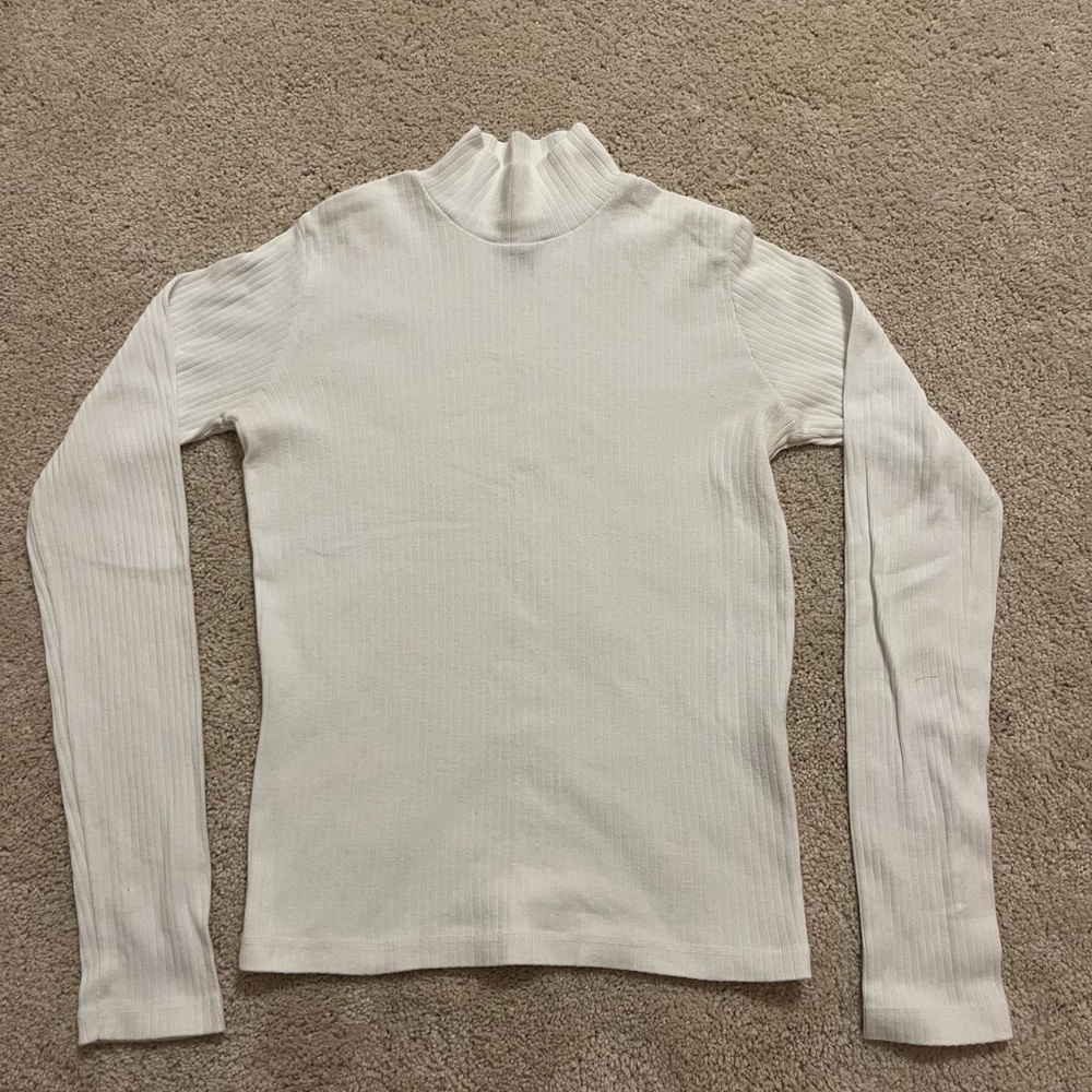 Brandy Melville White Ribbed Women's Mockneck Top